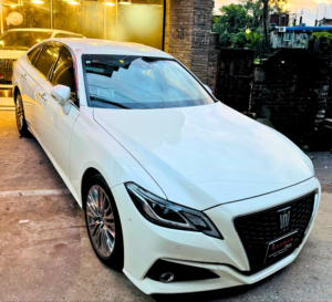 𝐓𝐎𝐘𝐎𝐓𝐀 𝐂𝐑𝐎𝐖𝐍 𝟐𝟎𝟐𝟎