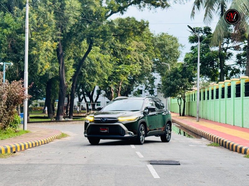 
								𝐂𝐨𝐫𝐨𝐥𝐥𝐚 𝐂𝐫𝐨𝐬𝐬 𝐙 𝐋𝐞𝐚𝐭𝐡𝐞𝐫 full									