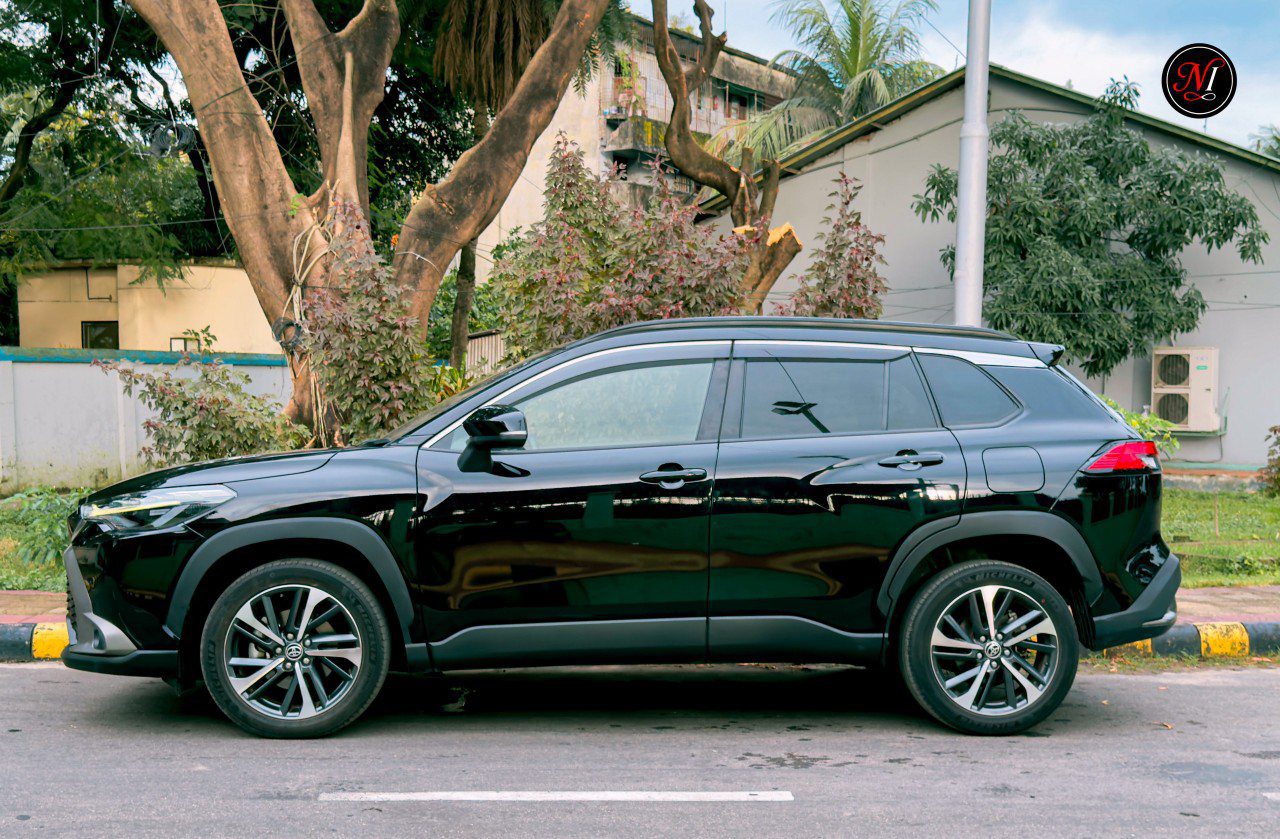 
								𝐂𝐨𝐫𝐨𝐥𝐥𝐚 𝐂𝐫𝐨𝐬𝐬 𝐙 𝐋𝐞𝐚𝐭𝐡𝐞𝐫 full									