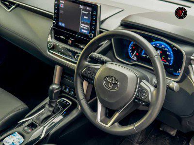 
								𝐂𝐨𝐫𝐨𝐥𝐥𝐚 𝐂𝐫𝐨𝐬𝐬 𝐙 𝐋𝐞𝐚𝐭𝐡𝐞𝐫 full									