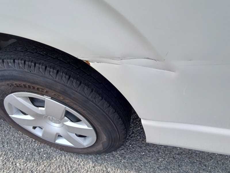 
								Hiace DX 2020 white full									