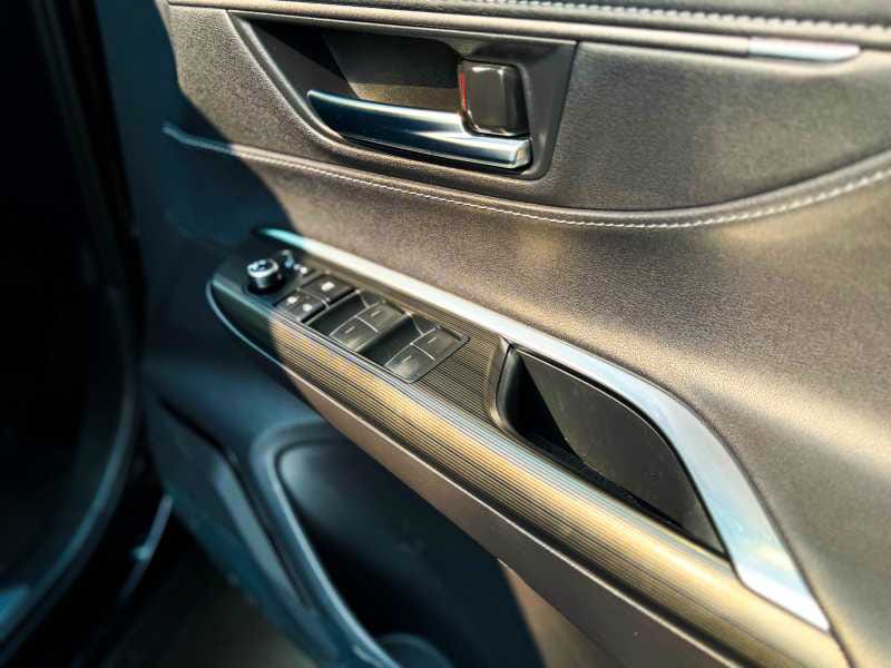 
								2022 Toyota Harrier (Non-Hybrid) full									